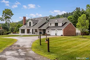 4 Breezy Hill Rd, Canton, CT 06019 - Photo 2