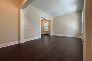28 Quinlan Ave, Meriden, CT 06451 - Photo 8