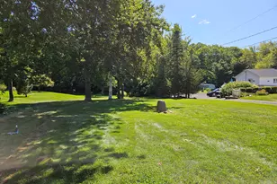385 Fall Mountain Rd, Bristol, CT 06010 - Photo 26