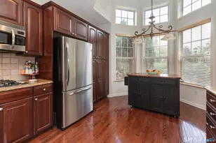 10 Dogwood Ct, Middlebury, CT 06762 - Photo 6