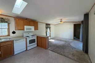 301 S Main St, Newtown, CT 06470 - Photo 8
