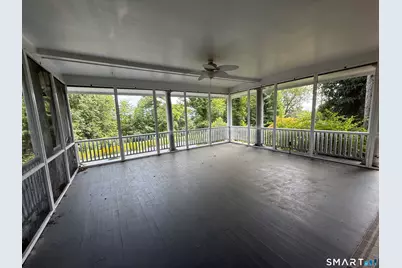 20 Wettleson Avenue, West Hartford, CT 06107 - Photo 2