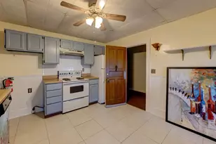 537 Prospect St, Torrington, CT 06790 - Photo 28