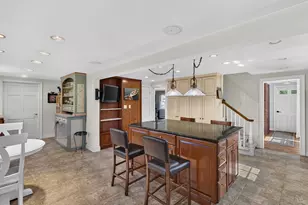 18 Shepard St, Old Saybrook, CT 06475 - Photo 16