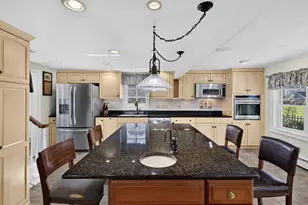18 Shepard St, Old Saybrook, CT 06475 - Photo 18