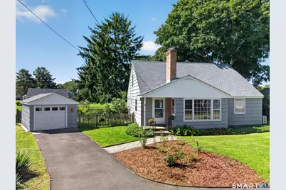18 Shepard Street, Old Saybrook, CT 06475 - Photo 2