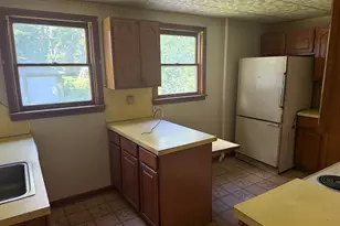 66 Newton St, Meriden, CT 06450 - Photo 6