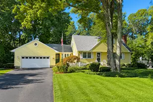 17 Marion Dr, East Lyme, CT 06333 - Photo 1