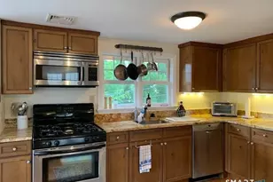 71c Osborne Ave, Norwalk, CT 06855 - Photo 10