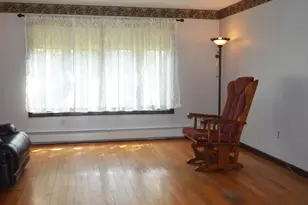 7 Roseleah Ave, Plainville, CT 06062 - Photo 8
