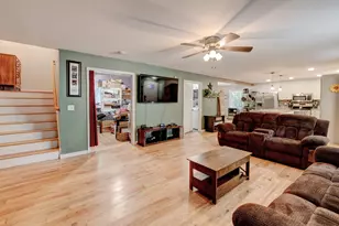 307 Mansfield Rd, Ashford, CT 06278 - Photo 4