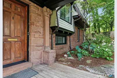 8 Saint Ronan Terrace, New Haven, CT 06511 - Photo 2