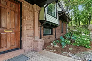 8 St Ronan Terrace, New Haven, CT 06511 - Photo 2