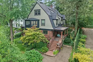 8 St Ronan Terrace, New Haven, CT 06511 - Photo 1