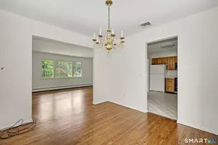 11 Lycett Ct, Norwalk, CT 06850 - Photo 8