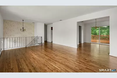 11 Lycett Court, Norwalk, CT 06850 - Photo 6