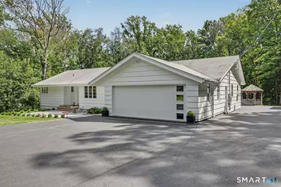 48 Mulberry Road, Woodbridge, CT 06525 - Photo 2