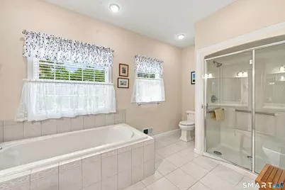 4 Charles Court #4, Suffield, CT 06078 - Photo 16