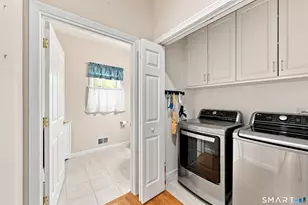 4 Charles Ct, Suffield, CT 06078 - Photo 18