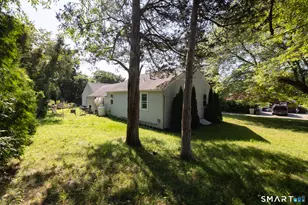 44-46 Beach Park Rd, Clinton, CT 06413 - Photo 26