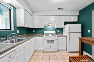 55 Thompson St, East Haven, CT 06513 - Photo 2