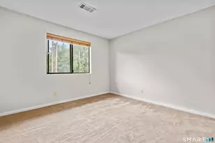 55 Thompson St, East Haven, CT 06513 - Photo 16