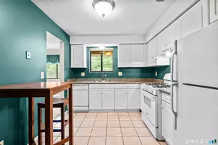 55 Thompson St, East Haven, CT 06513 - Photo 4