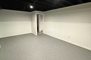 143 S New Rd, Hamden, CT 06518 - Photo 18