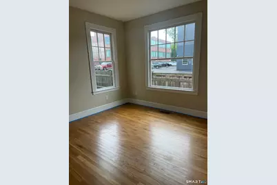 217 Beacon Street, Hartford, CT 06105 - Photo 12