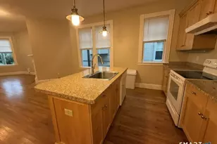 217 Beacon St, Hartford, CT 06105 - Photo 2