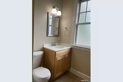 217 Beacon Street, Hartford, CT 06105 - Photo 10