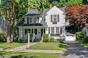 36 Brooklawn Pkwy, Fairfield, CT 06825 - Photo 1