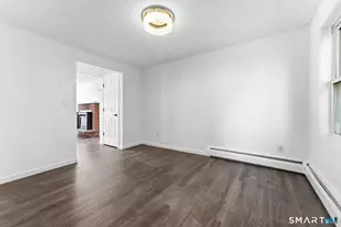 19 Kent Ct, Middletown, CT 06457 - Photo 4