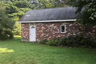 337 Hampton Rd, Chaplin, CT 06235 - Photo 4