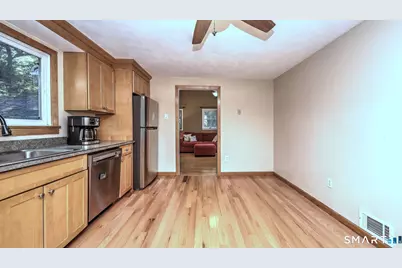 22 Central Avenue, North Haven, CT 06473 - Photo 16