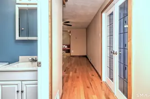 22 Central Ave, North Haven, CT 06473 - Photo 24