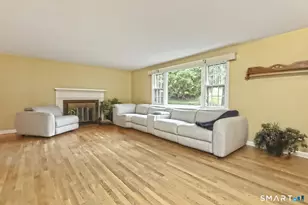 2 Chestnut Cir, Naugatuck, CT 06770 - Photo 4
