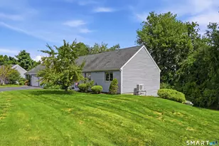 101 Cannon Ridge Dr, Watertown, CT 06795 - Photo 2