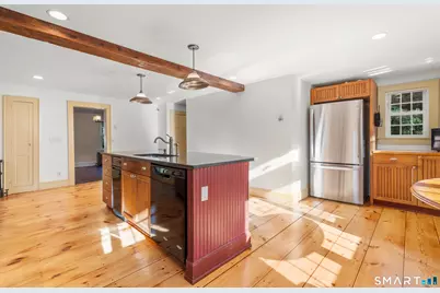 218 Grumman Avenue, Norwalk, CT 06851 - Photo 14
