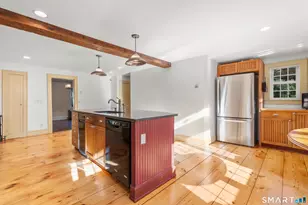 218 Grumman Ave, Norwalk, CT 06851 - Photo 14