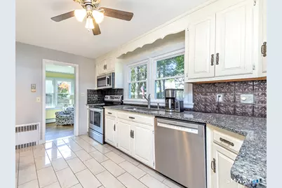25 Prospect Street, Portland, CT 06480 - Photo 12