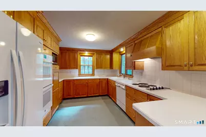 221 Old Farms Road, Simsbury, CT 06070 - Photo 6