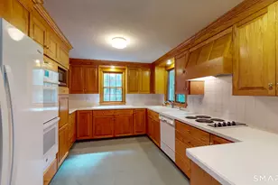 221 Old Farms Rd, Simsbury, CT 06070 - Photo 6