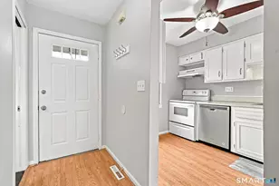 255 Monticello Dr, Branford, CT 06405 - Photo 12