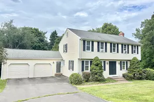 27 Wyneding Hill Rd, Manchester, CT 06040 - Photo 1
