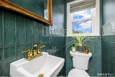 136 Alton Road, Stamford, CT 06906 - Photo 10