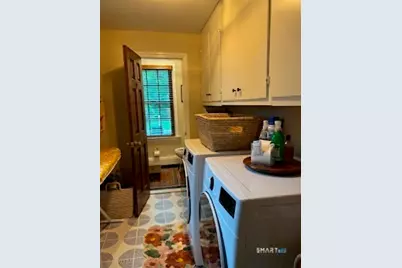 25 Pequot Avenue, Groton, CT 06355 - Photo 16