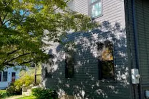 25 Pequot Ave, Groton, CT 06355 - Photo 2