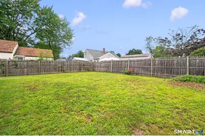 80 Suffolk Drive, East Hartford, CT 06118 - Photo 22