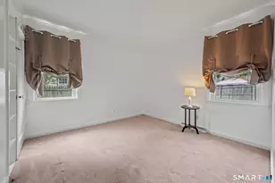 80 Suffolk Dr, East Hartford, CT 06118 - Photo 16